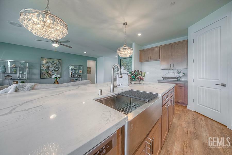 Property Photo:  11022 Irontooth Avenue  CA 93311 