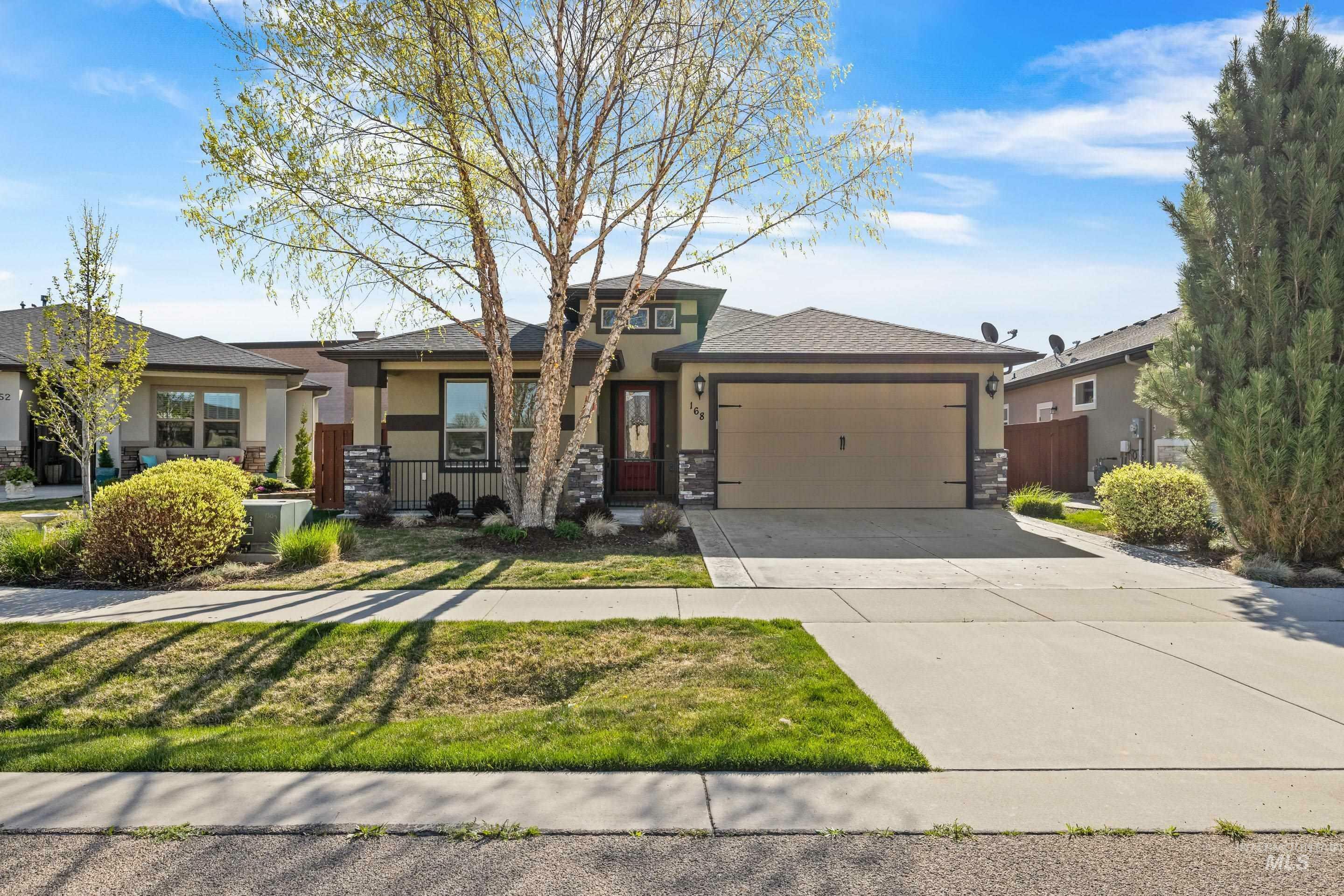 Property Photo: 168 S Tresa Ave ID 83669