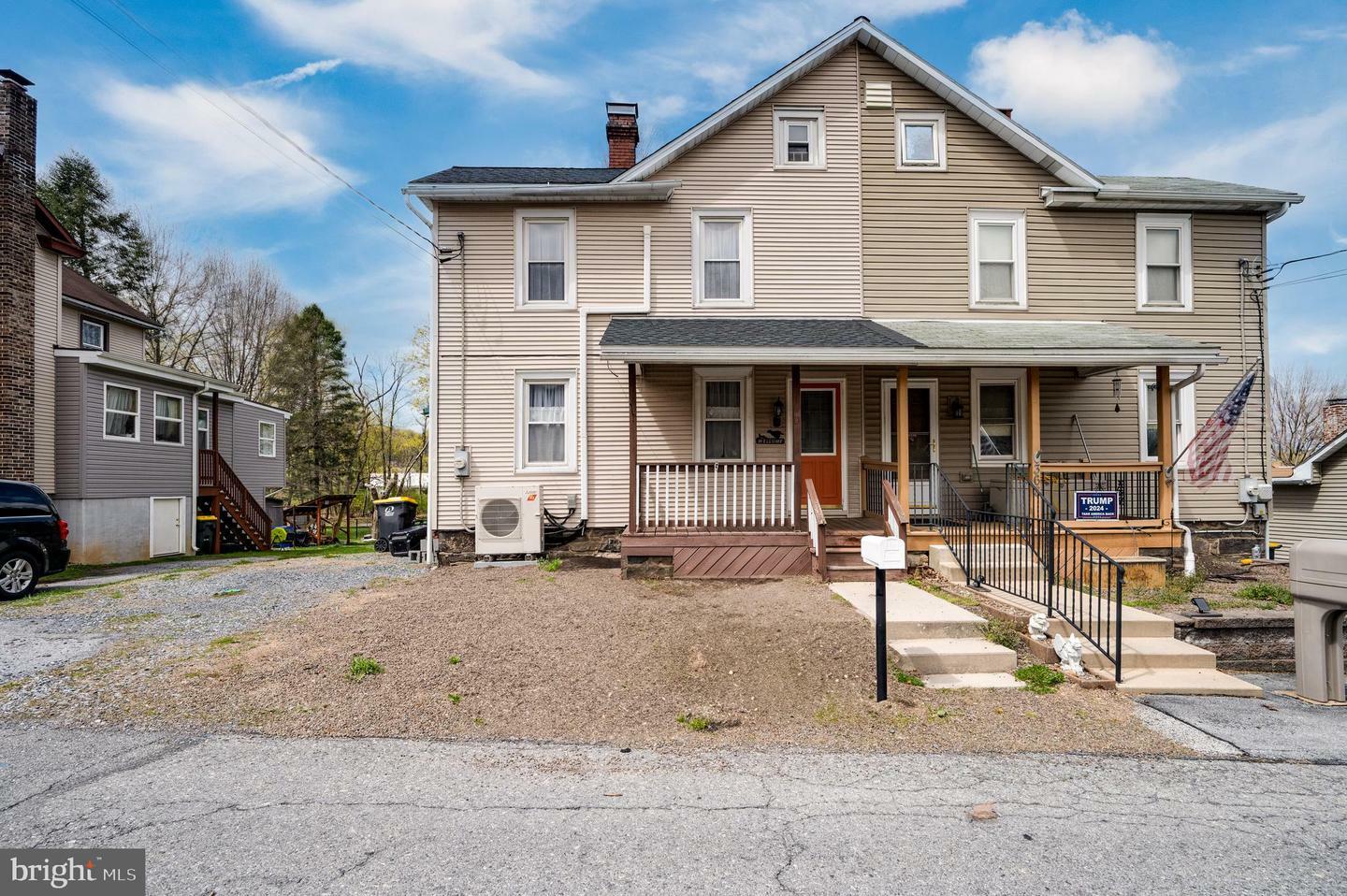 370 S Freeman Street  Robesonia PA 19551 photo