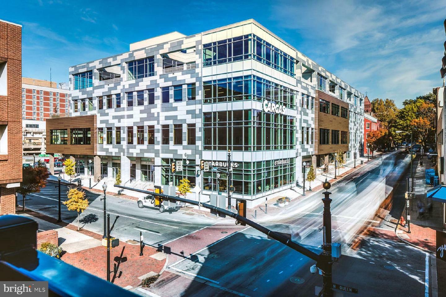 Property Photo: 101 N Queen Street 402 PA 17603