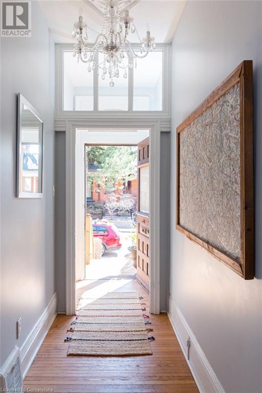 Property Photo: 164 Robinson Street 2 ON L8P 1Z5