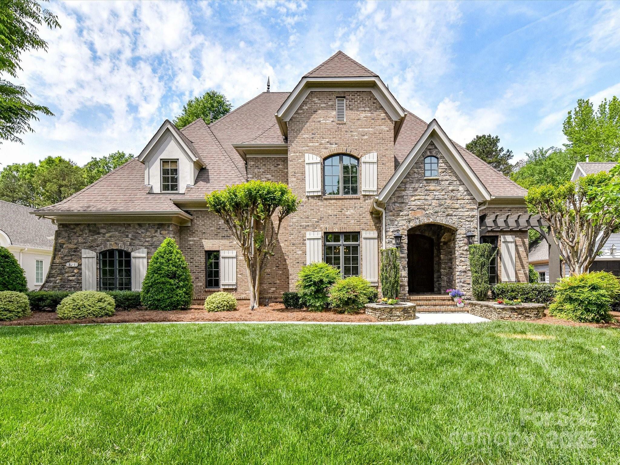 825 Hudson Place  Davidson NC 28036 photo