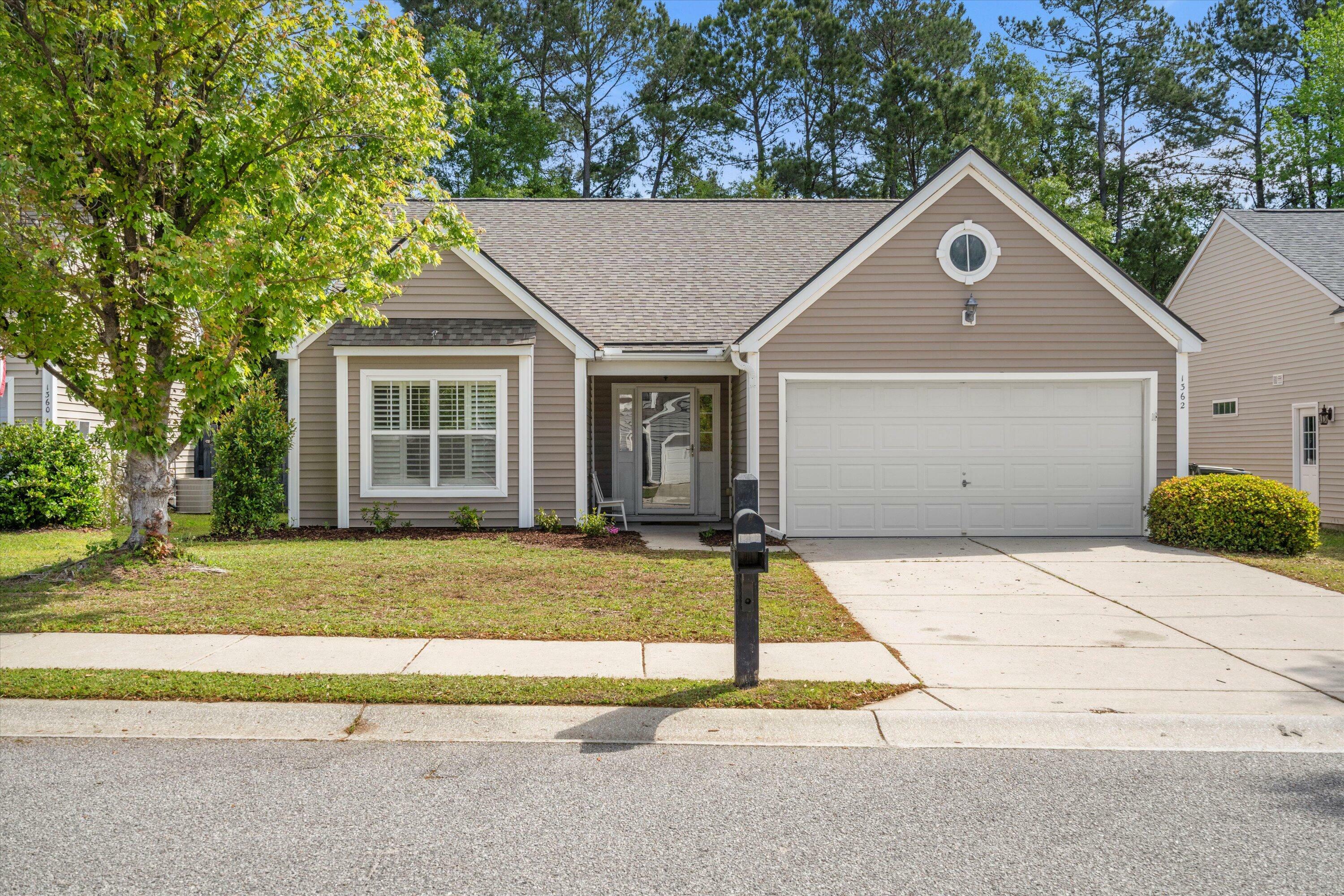 1362 Palm Cove Drive  Charleston SC 29492 photo