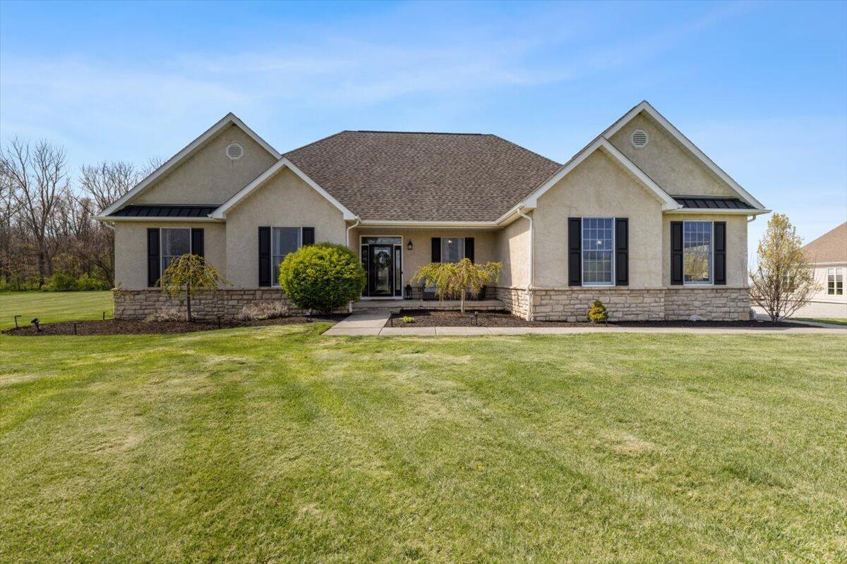 Property Photo: 6023 Waterloo NW Road OH 43110
