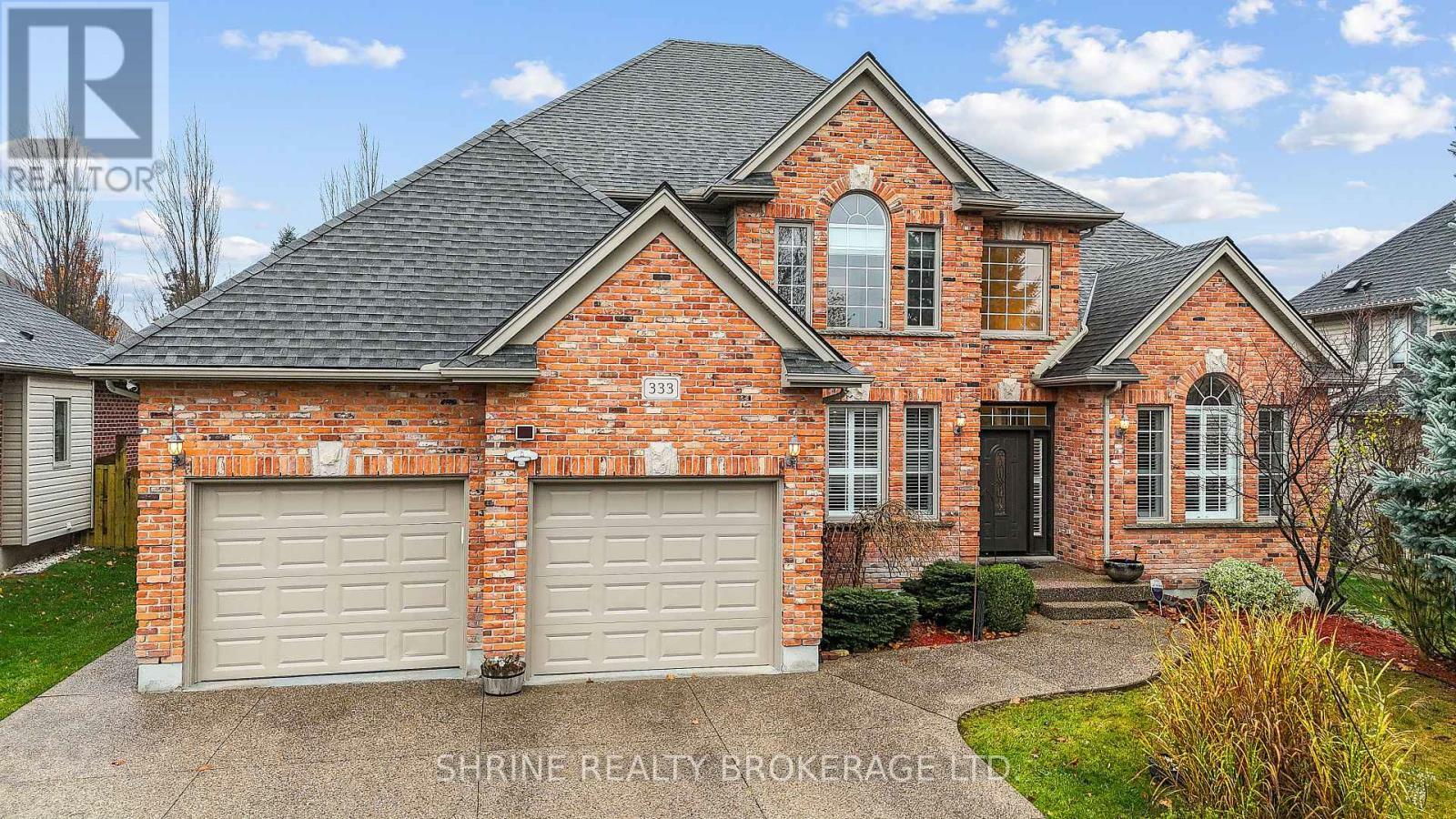 Property Photo: 333 Rivertrace Close ON N6G 5J8