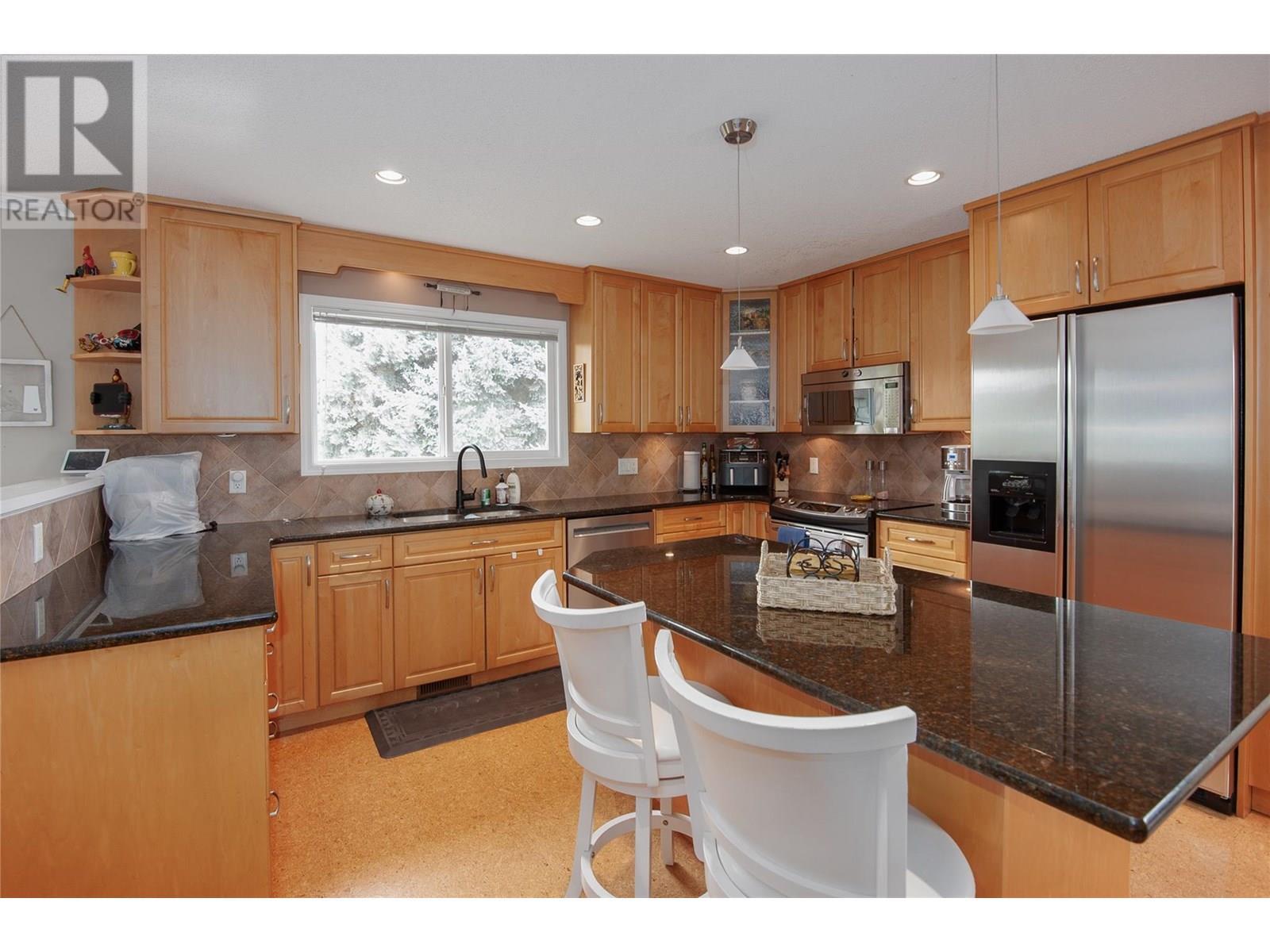 Property Photo:  1171 Eagle Place  BC V2C 1P1 