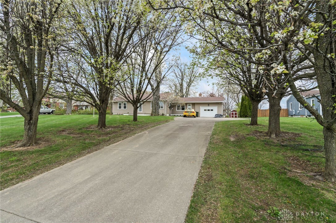 Property Photo: 469 Stonequarry Road OH 45377