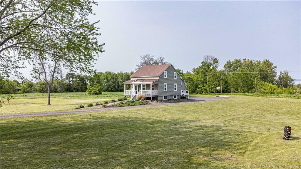 Property Photo: 699 Route 105 NB E3A 8L1
