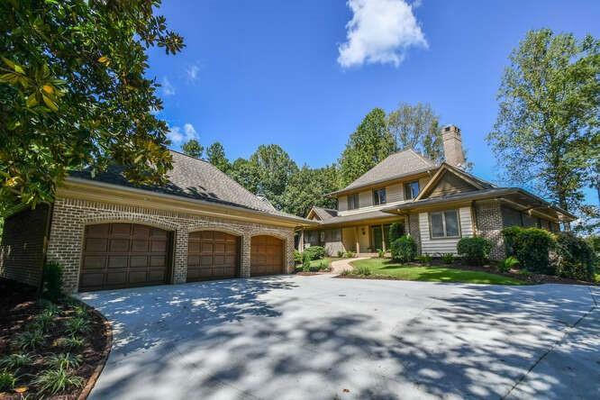 Property Photo: 2555 Fairview Drive GA 30041