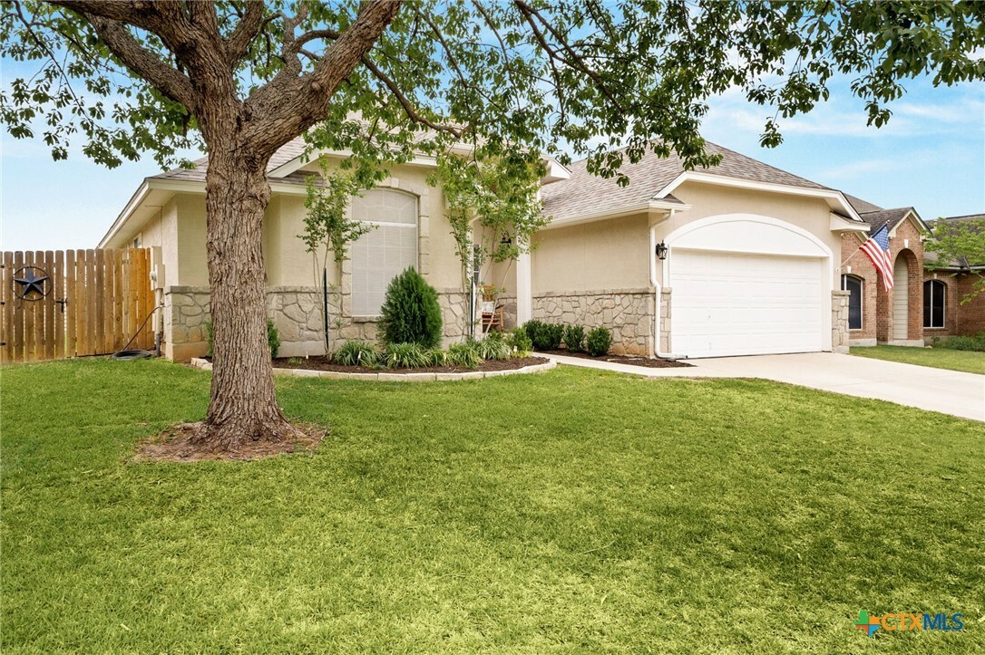 Property Photo: 2259 N Ranch Estates Boulevard TX 78130