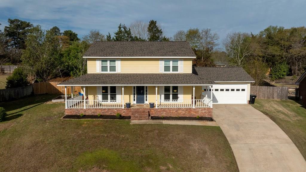 Property Photo: 8 Labrador Court GA 31909-4810