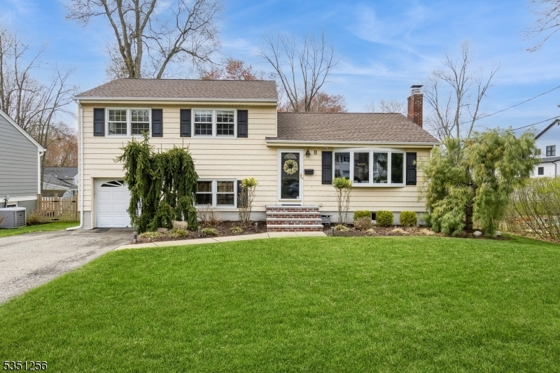 Property Photo: 8 Hampton Ter NJ 07039
