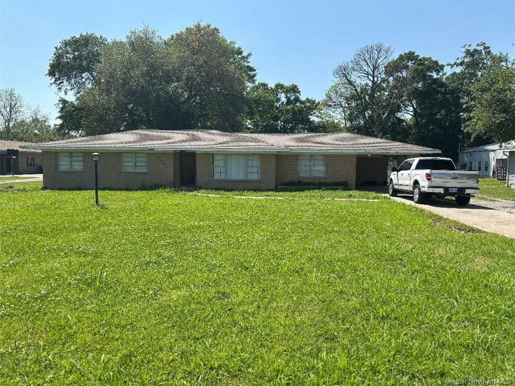 Property Photo:  1327 S Lake Arthur Avenue  LA 70546 