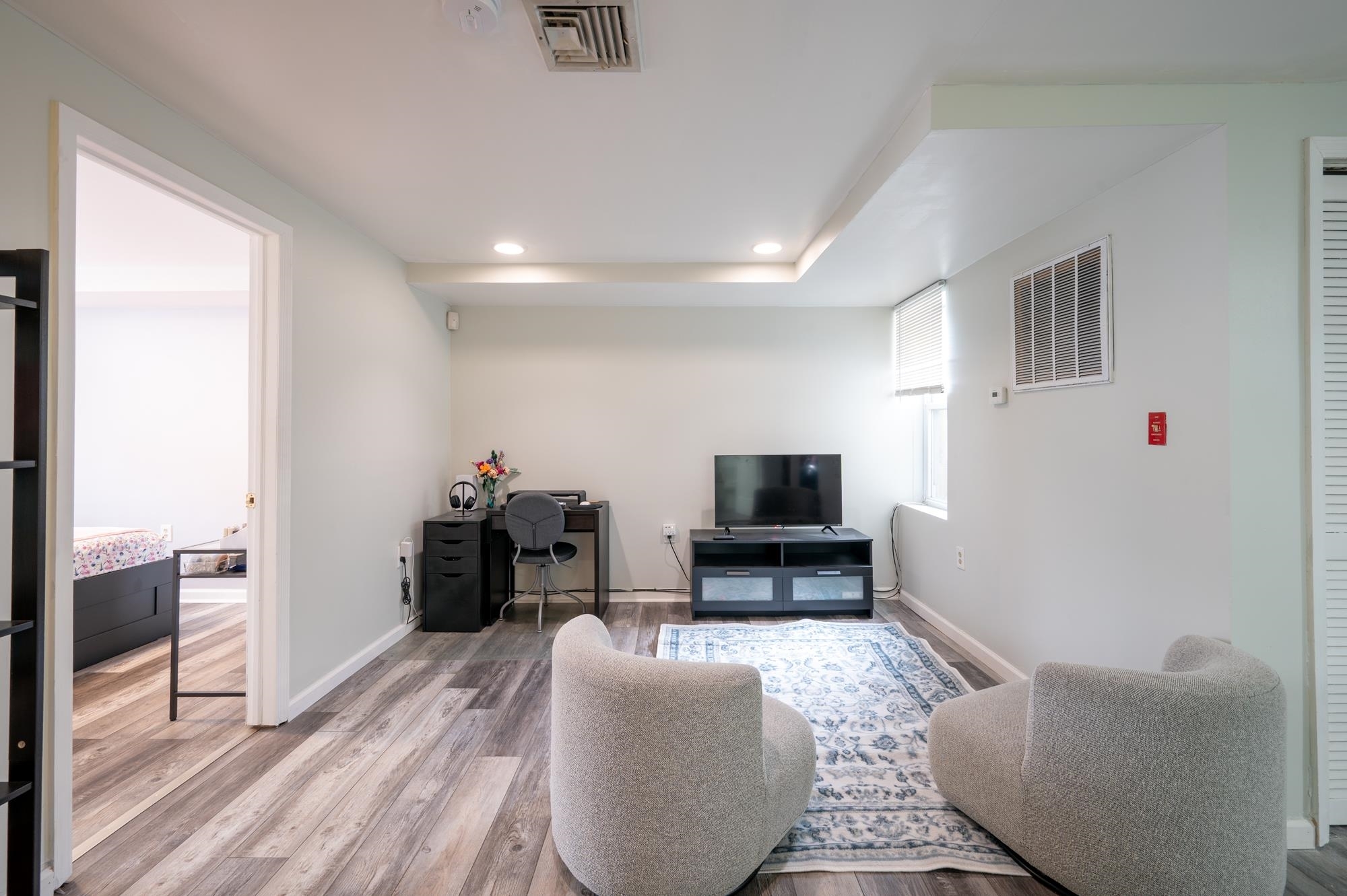 Property Photo: 1406 8th St #9 NJ 07047