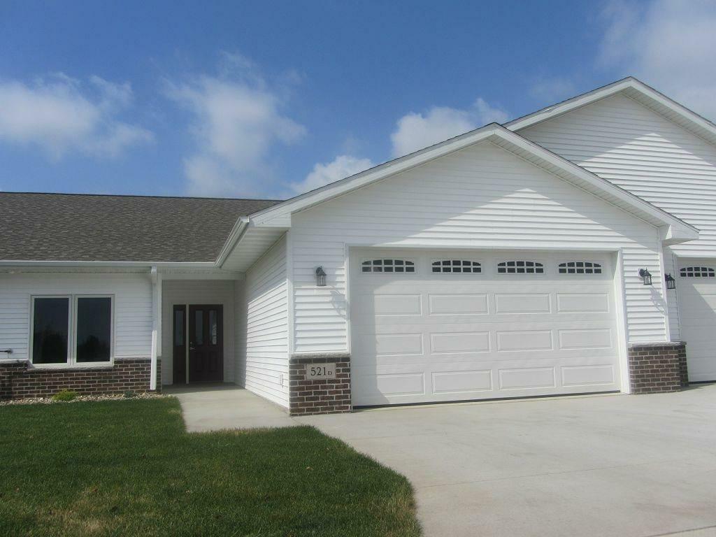 Property Photo: 455 Autumn Lane 5 IA 50613