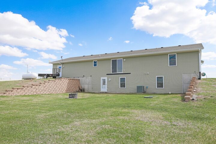 Property Photo: 1818 Elk Horn Court IA 50219