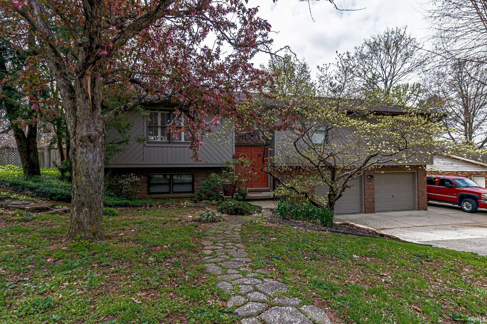 Property Photo: 7255 Fairview Drive IN 47630