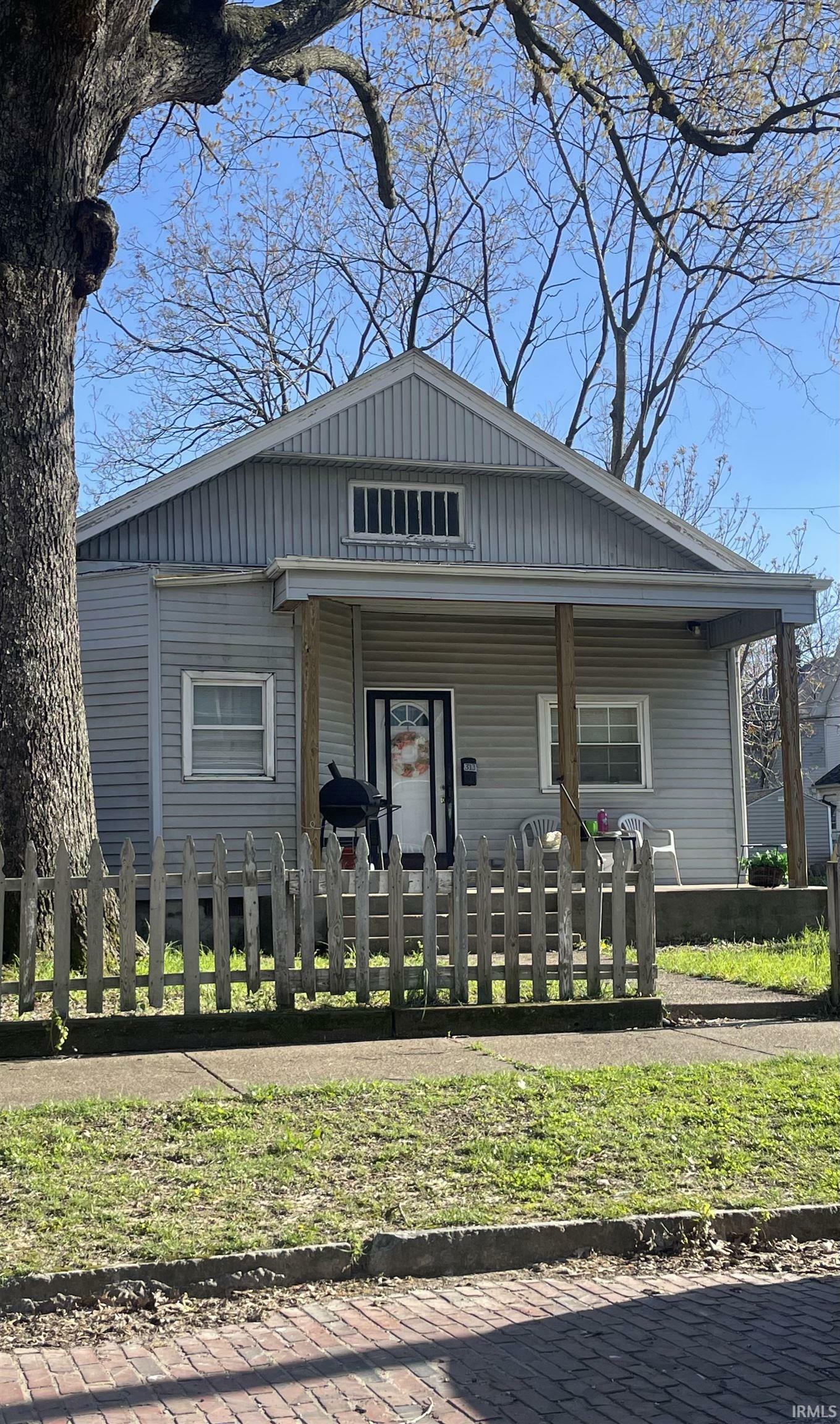 313 Adams Avenue  Evansville IN 47713-1537 photo