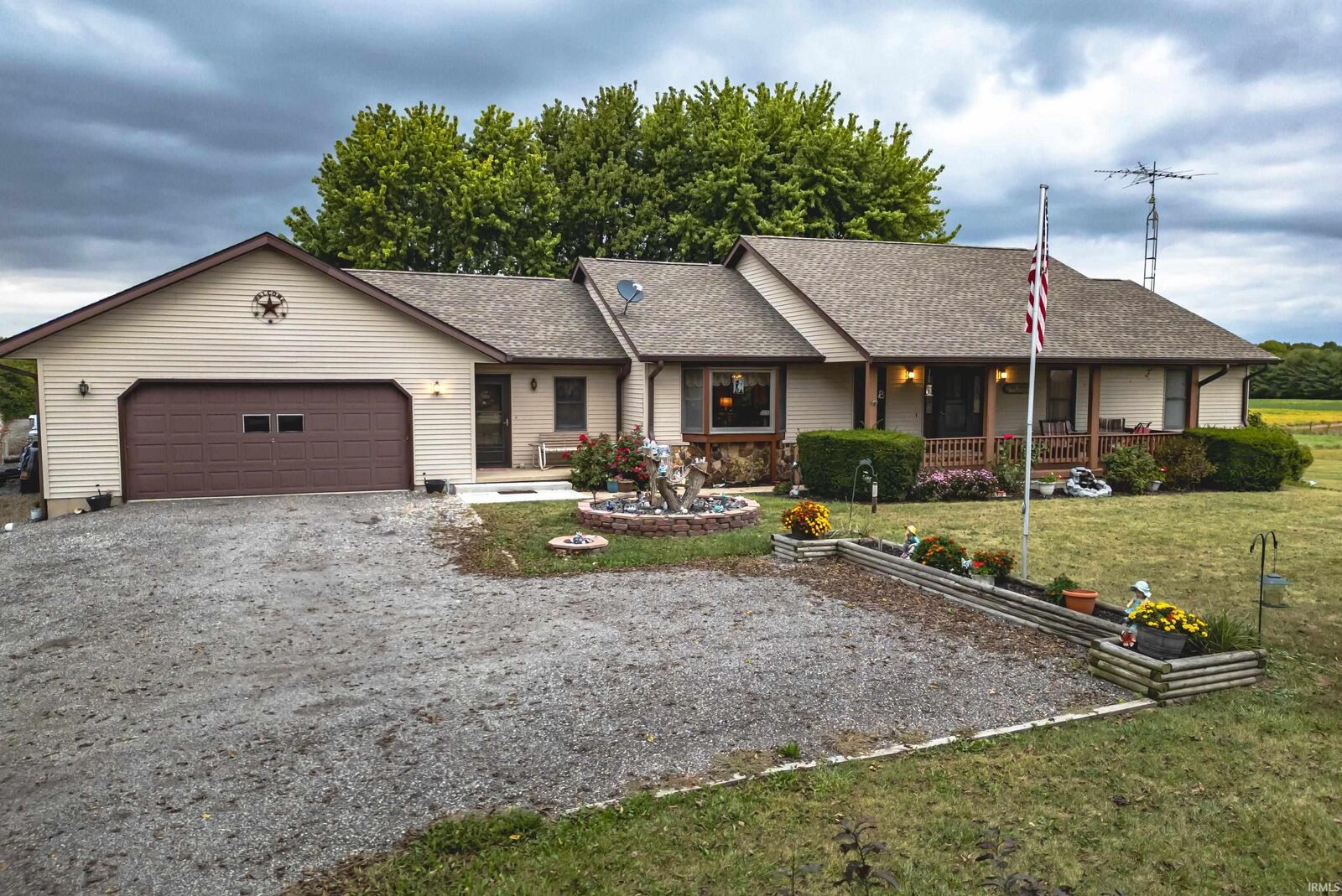 Property Photo: 5620 E 250 S Lagro IN 46941