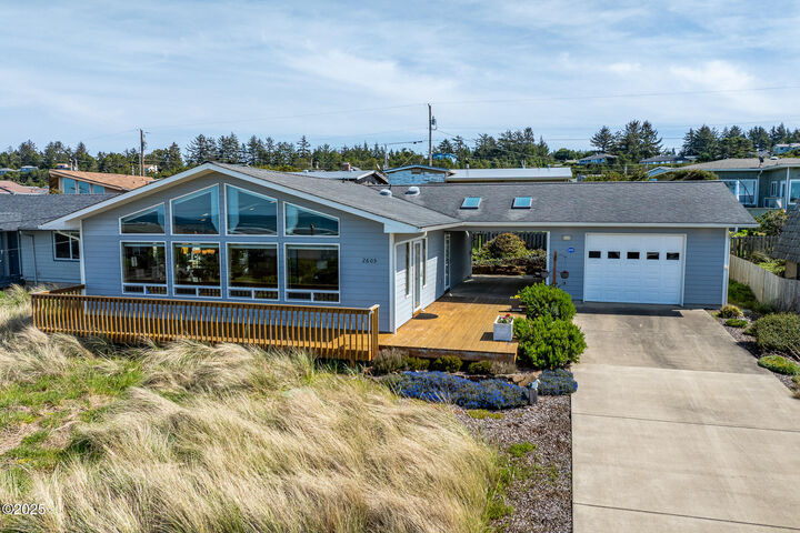 2605 NW Oceania Drive  Waldport OR 97394 photo