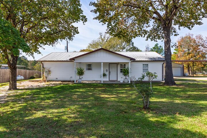 Property Photo:  365 Townsend Street  TX 75980 