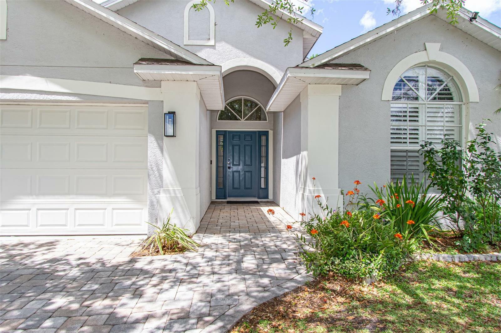 Property Photo: 14324 Moon Flower Drive FL 33626