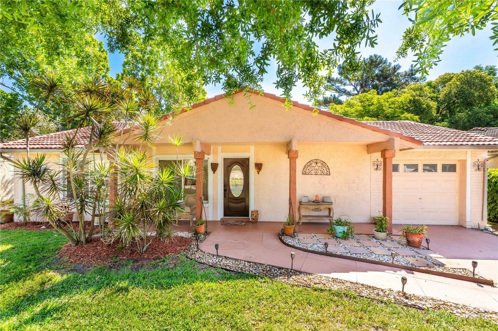 Property Photo: 10423 Manassas Circle FL 32821