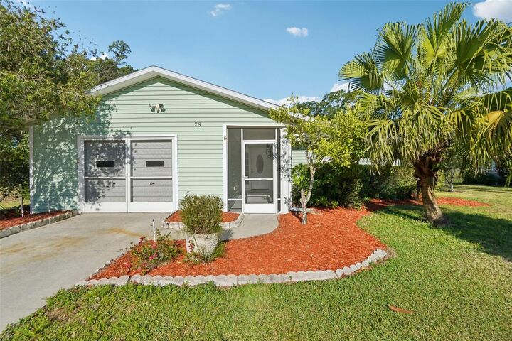 Property Photo:  28 Gordon Court  FL 34788
