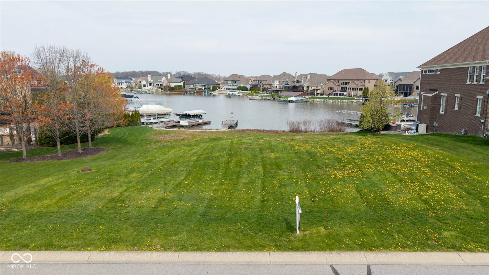 13612 Kingston Drive  Fishers IN 46055 photo