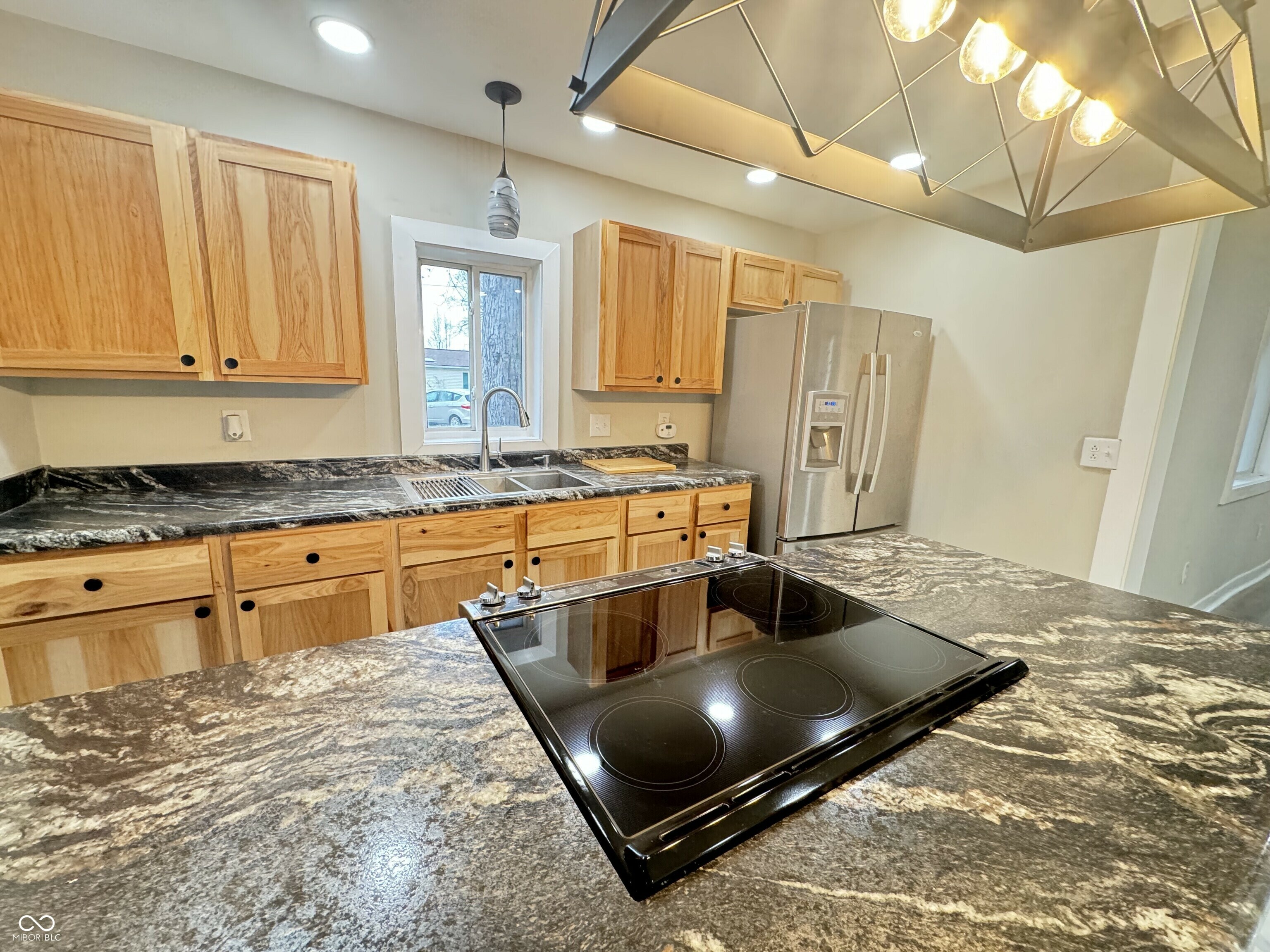 Property Photo: 1001 N 14th Street IN 46036