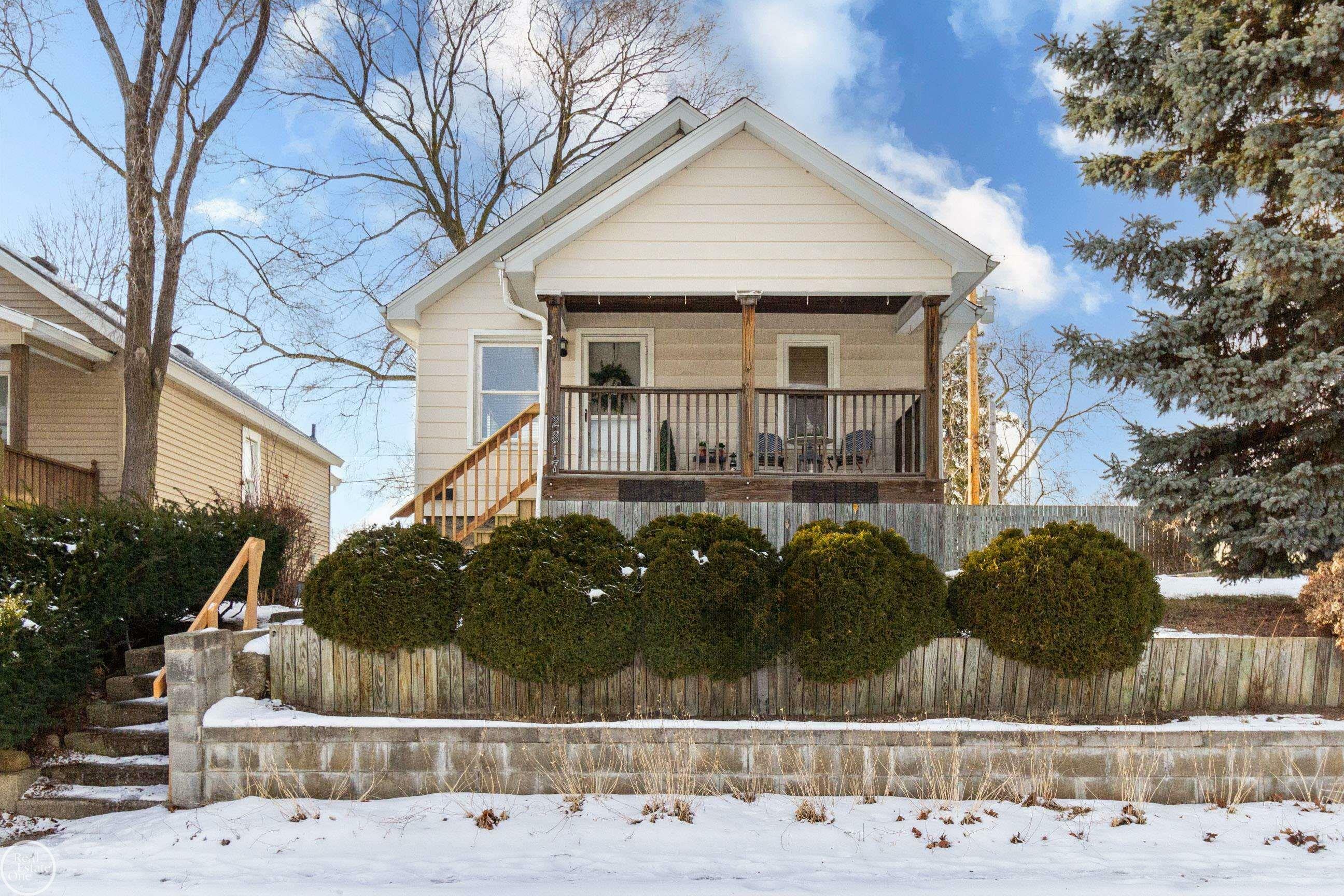 2817 Wright Street  Port Huron MI 48060 photo