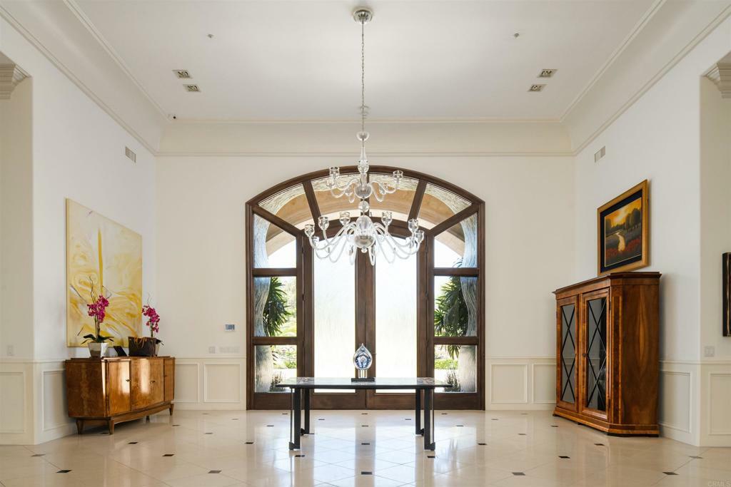 Property Photo: 6565 Calle Reina CA 92067
