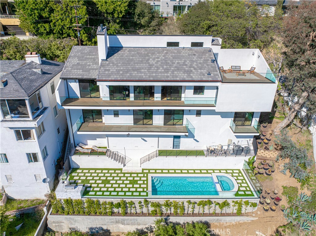Property Photo: 8566 Hollywood Boulevard CA 90069