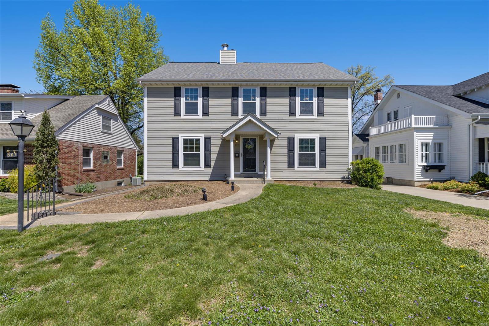 Property Photo: 567 Locust Court MO 63119