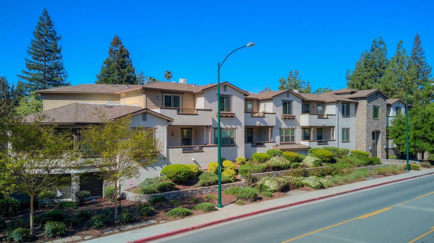 Property Photo: 1281 Homestead Avenue 2B CA 94598