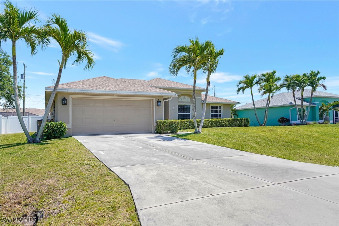 Property Photo:  4105 SW 9th Avenue  FL 33914 