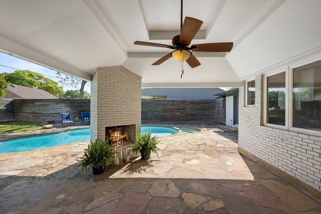 Property Photo: 3848 South Drive TX 76109