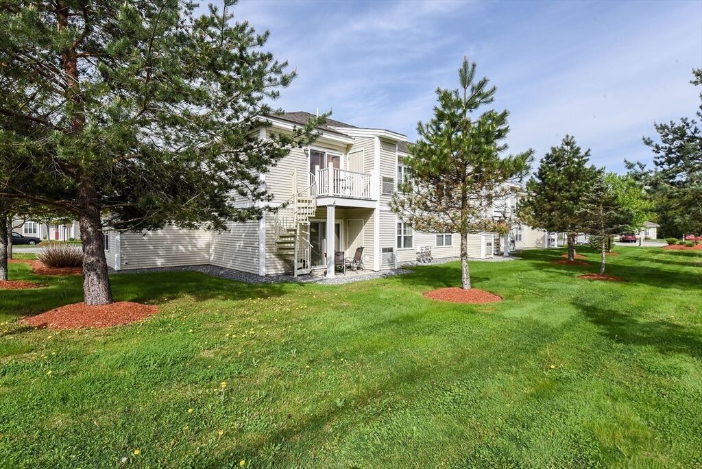 Property Photo: 511 Main St D MA 01450