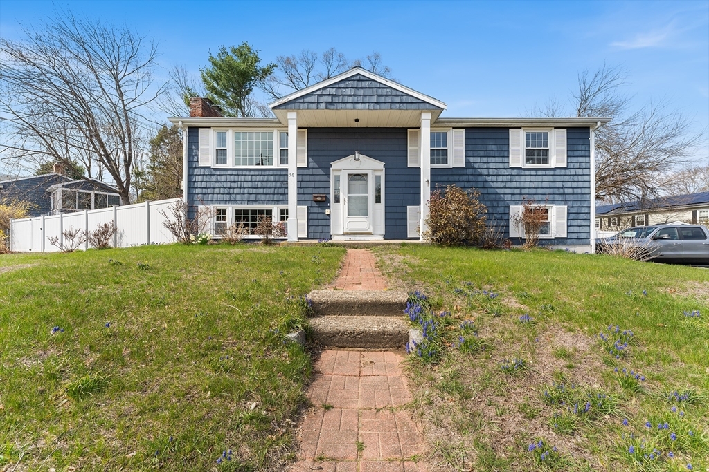 56 Puddingstone Ln  Bellingham MA 02019 photo