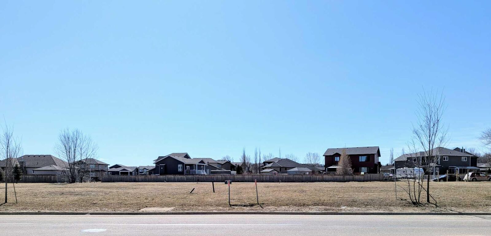 Property Photo: 701 6 Avenue SE AB T0G 2A3