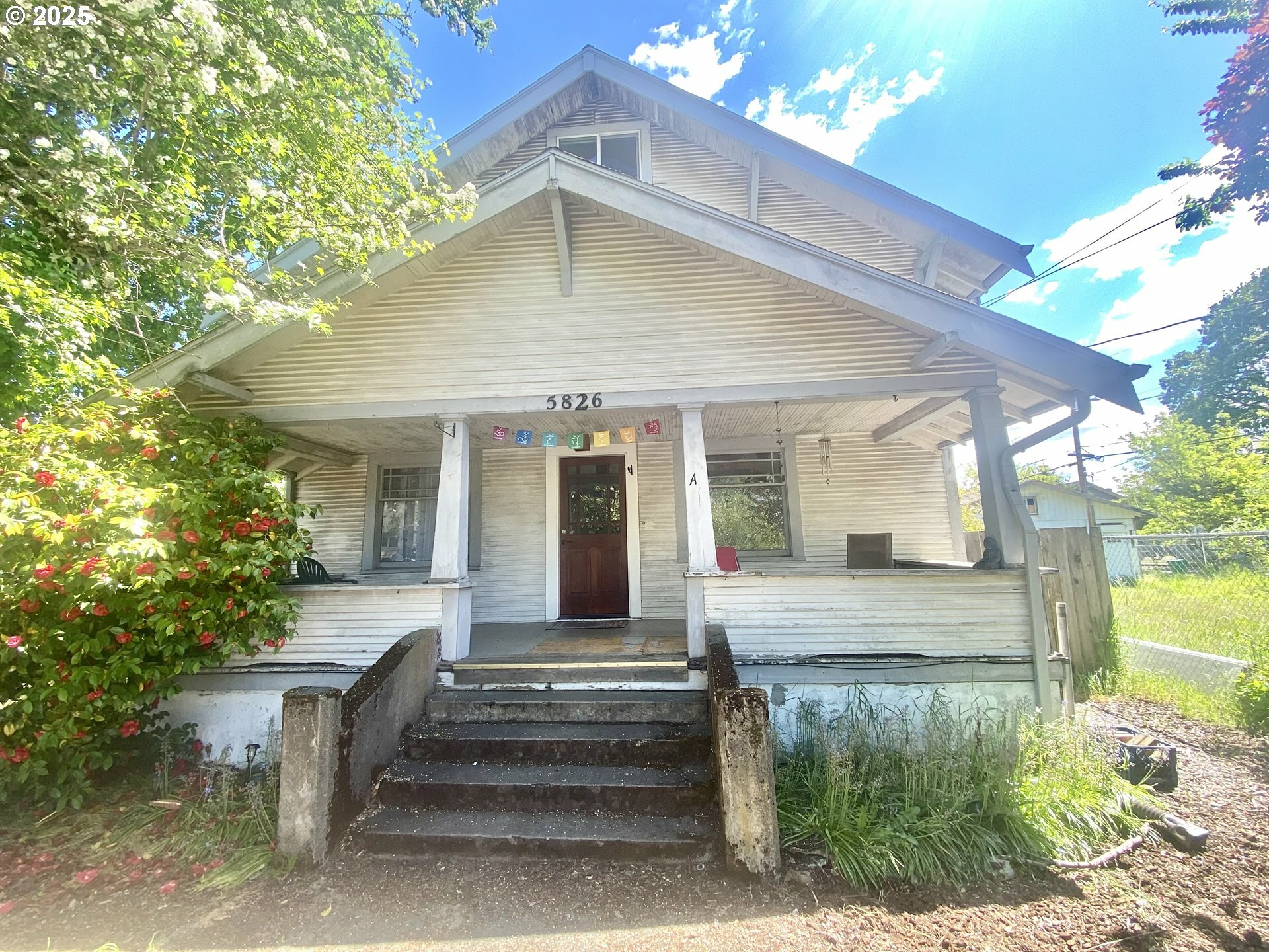 Property Photo:  5826 SE 103rd Ave A/B/C  OR 97266 
