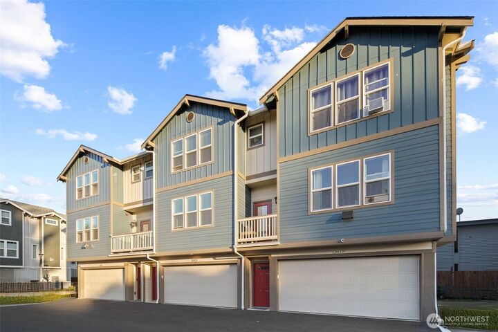 Property Photo: 3423 S 144th Street WA 98168