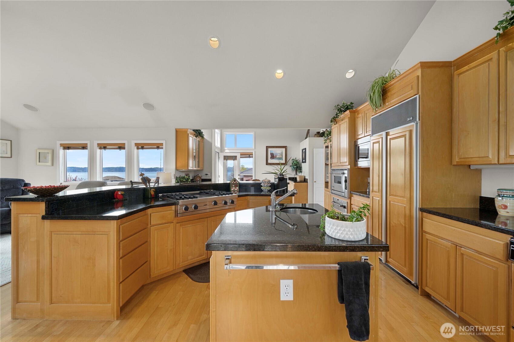 Property Photo: 30822 36th Court SW WA 98023