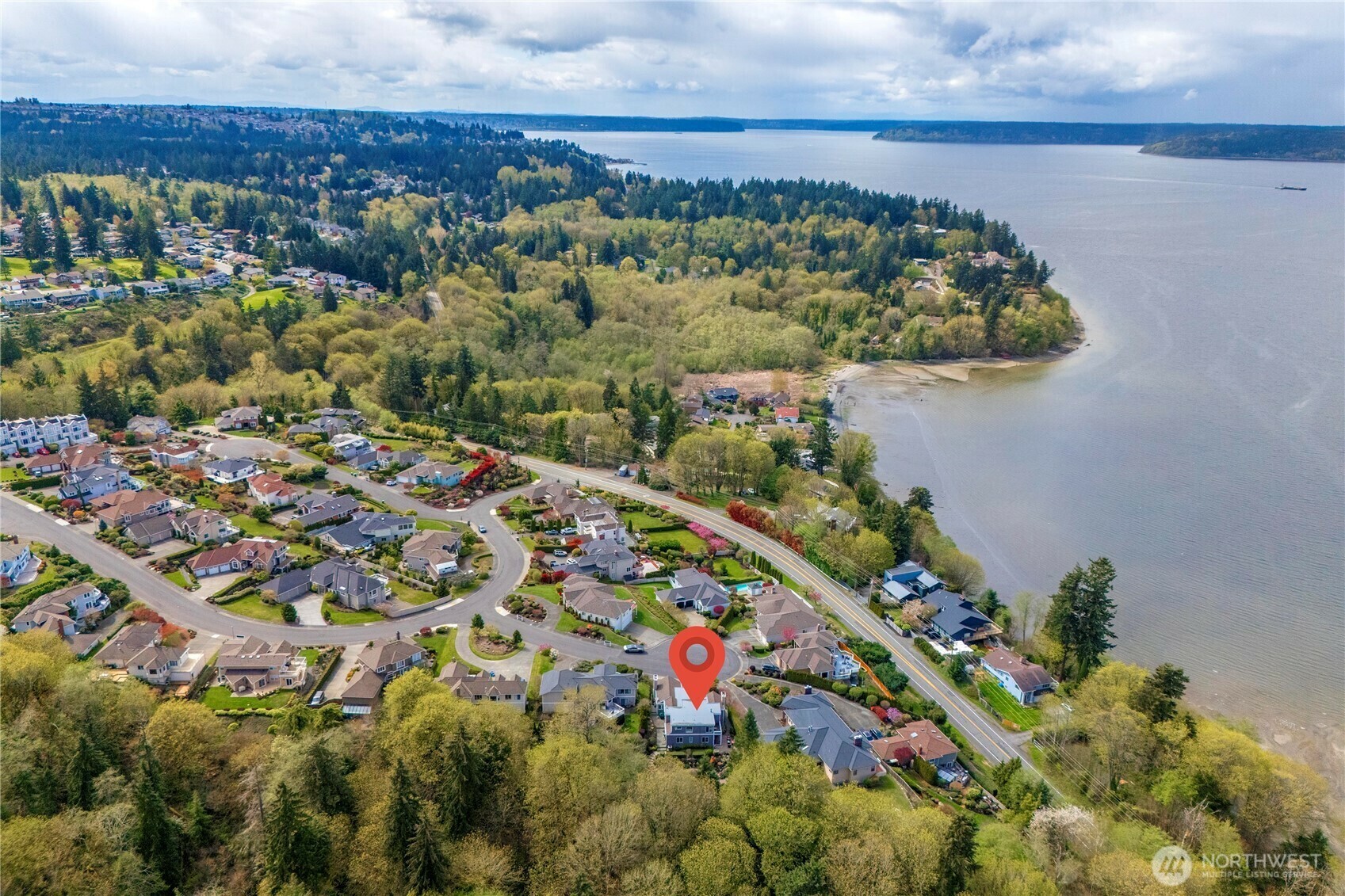 Property Photo: 30822 36th Court SW WA 98023