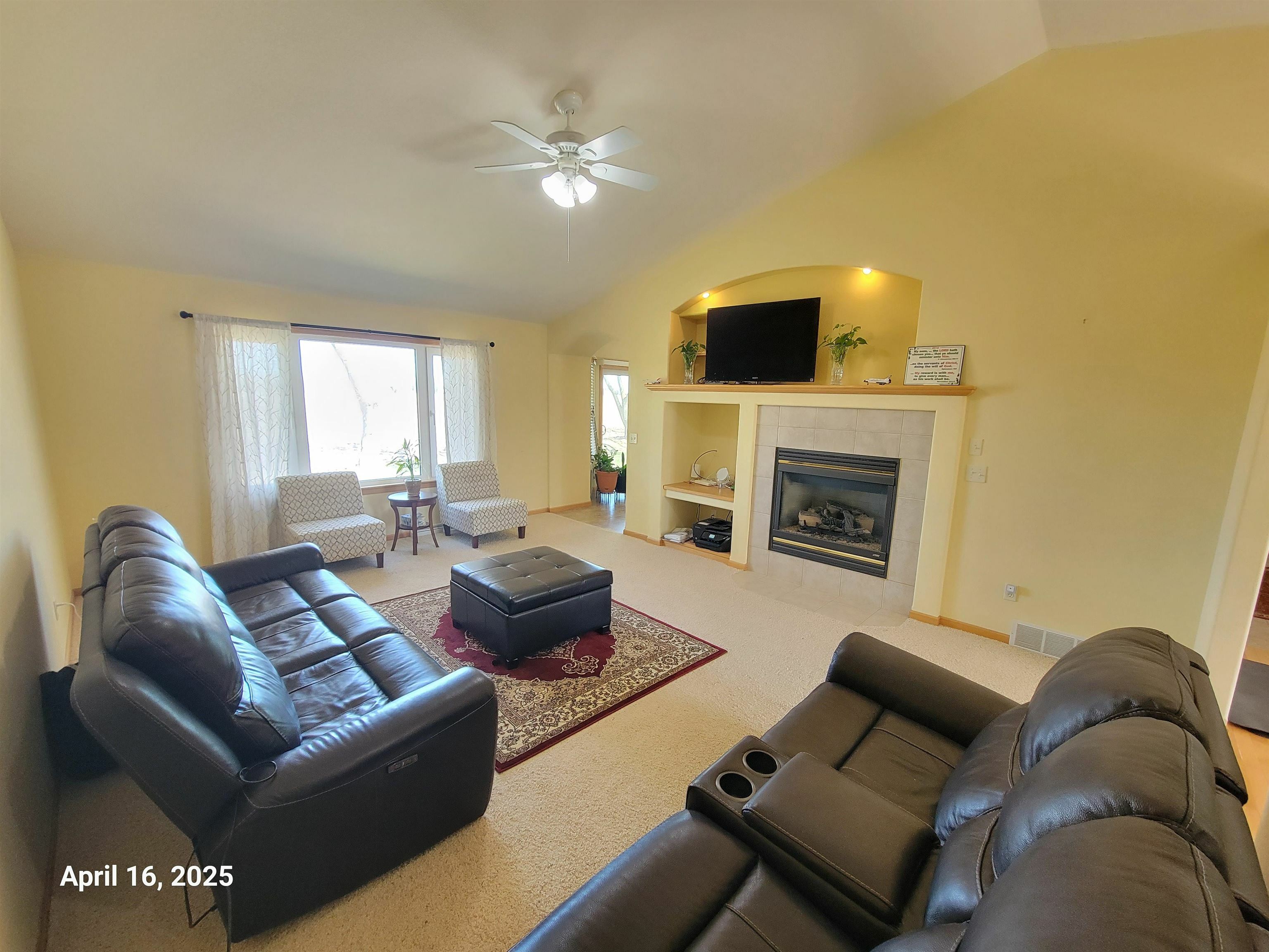 Property Photo: 540 W Crossing Meadows Lane WI 54913-7182