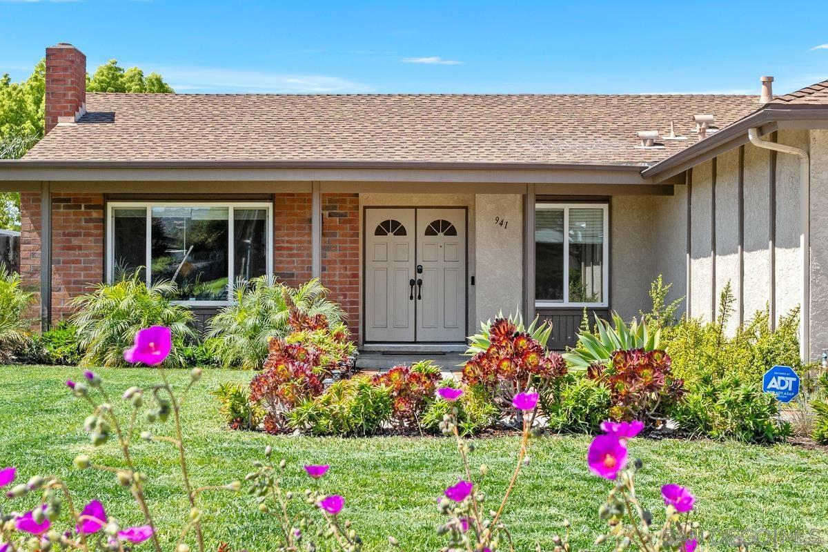 Property Photo: 941 S Citrus Ave CA 92027