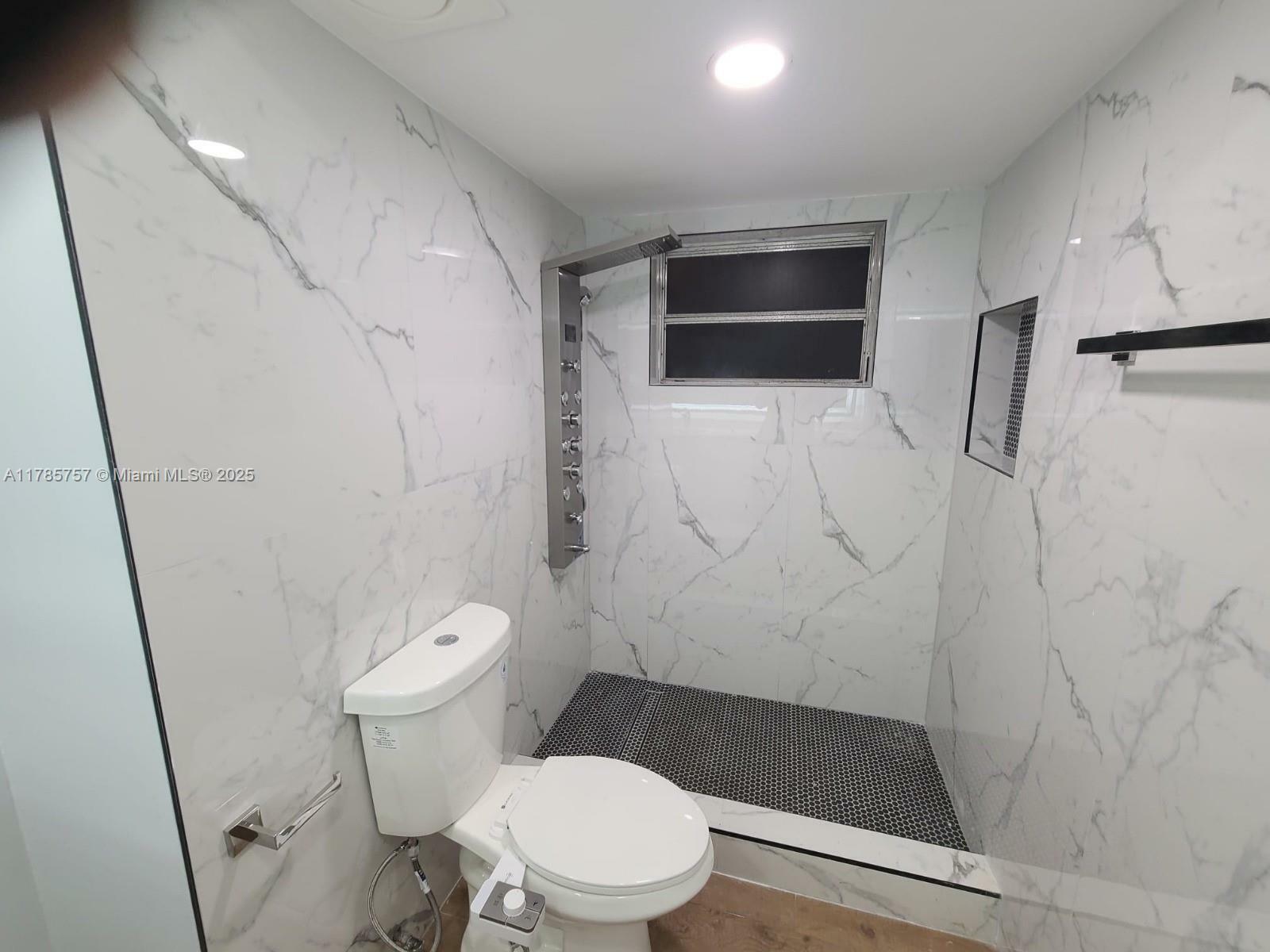 Property Photo:  2980 Riverside Dr 125-3  FL 33065 