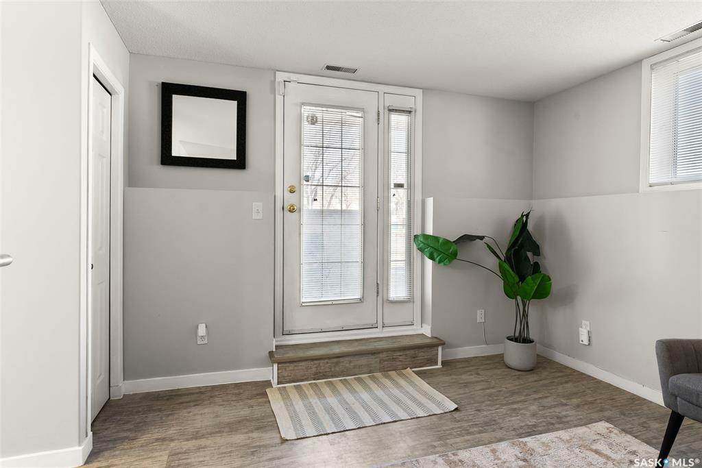 Property Photo: 2203 Angus Street 101 SK S4T 2A3