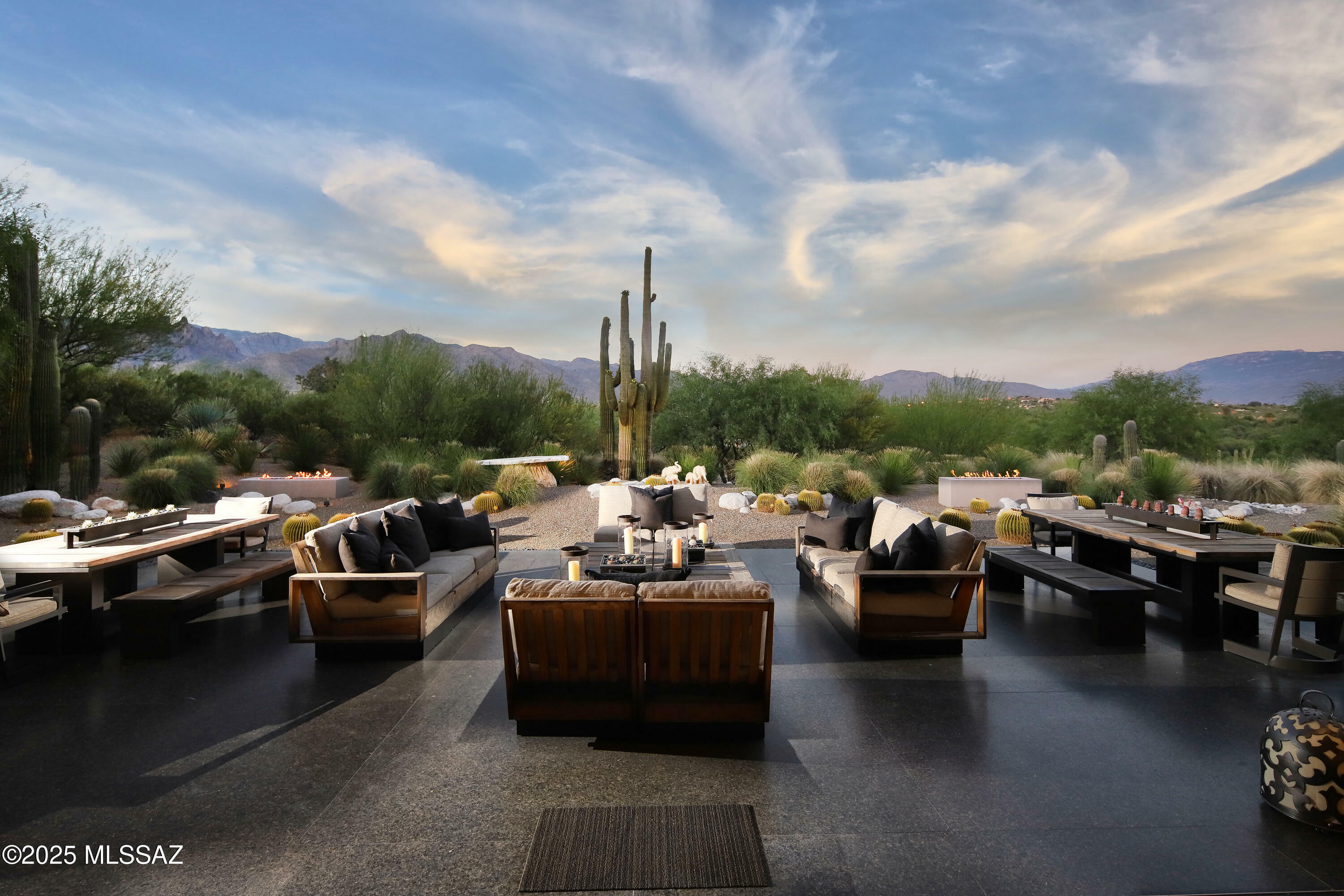 Property Photo: 3978 N Canyon Ranch Drive AZ 85750
