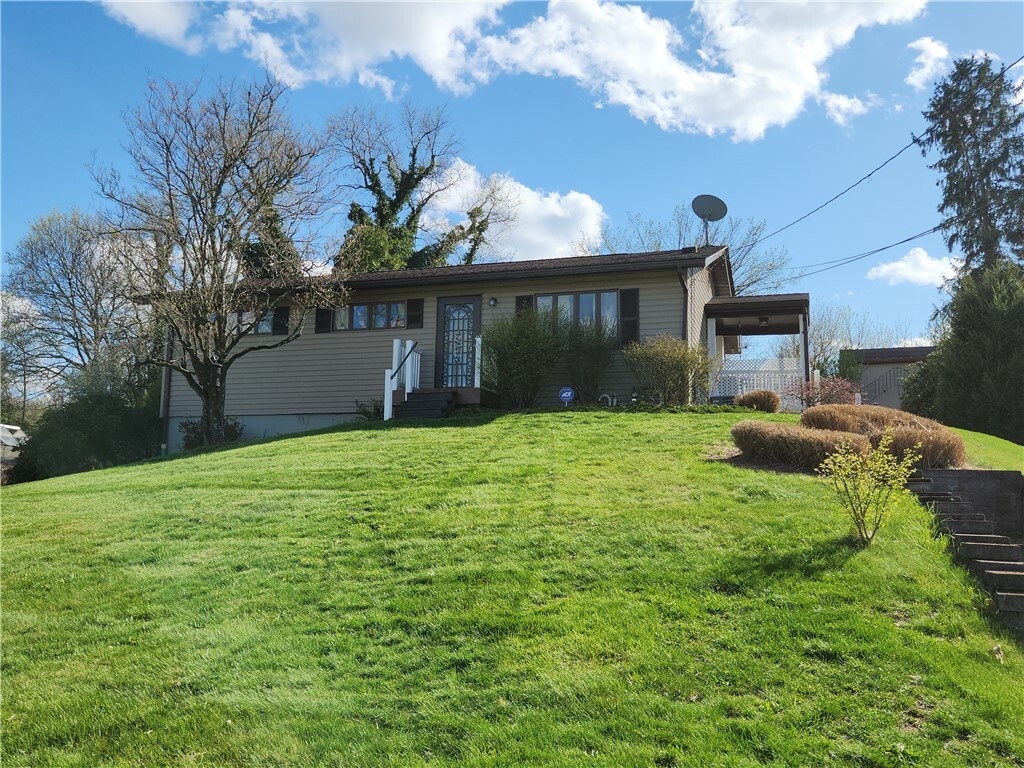 Property Photo: 275 Hillcrest Drive PA 15419